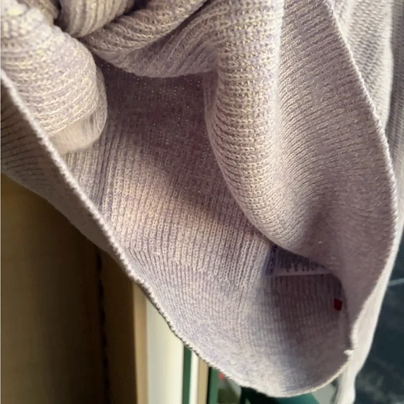 🆕 Levi’s Lavender Waffle Knit Sweater Soft Cotton Blend Cozy Ribbed Knit Size M - Picture 11 of 16